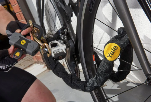 Zabezpiecz swój rower - kluczowe informacje na temat zapięć rowerowych